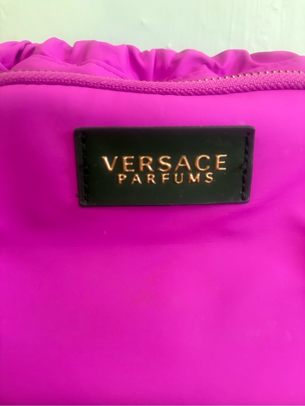 VERSACE PARFUME Nylon Makeup/Travel Bag, FUSCHIA/BLACK - Picture 4 of 15